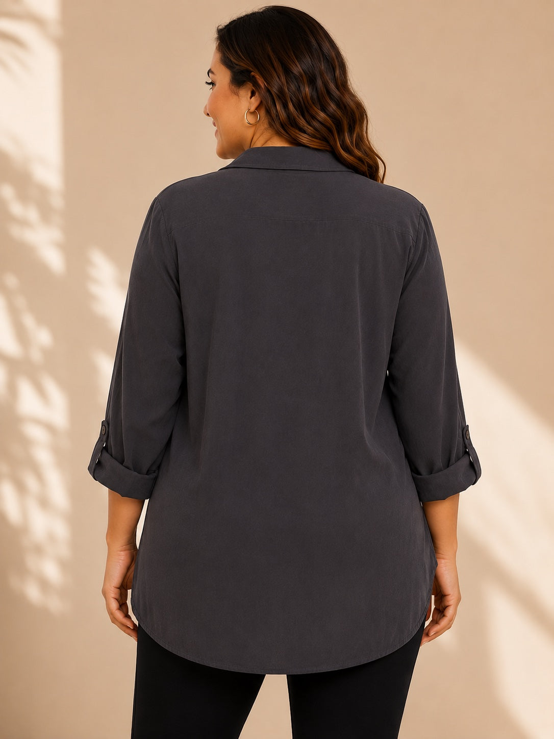 Blusa Camisera Negra Clásica Talla L | KARÜN Moda Circular