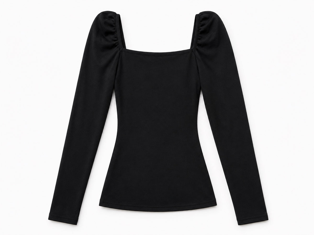 Camiseta Negra Escote Corazón Manga Larga – Talla L